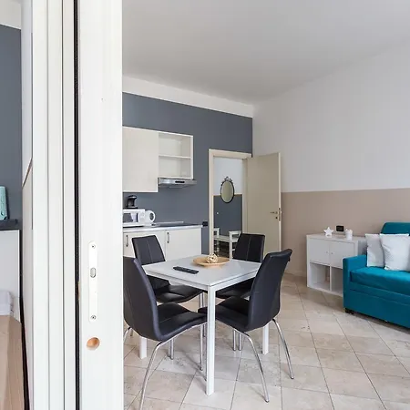 Aparthotel Legerova 33