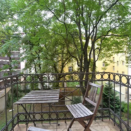 Legerova 33 Aparthotel Praga