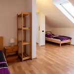 Aparthotel Legerova 33 3*