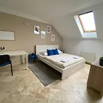 Legerova 33 Apartahotel