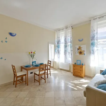 Aparthotel Legerova 33