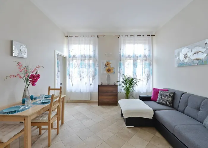 Apart-hotel Legerova 33
