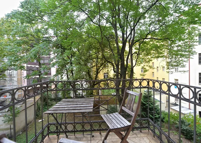 Legerova 33 Apart-hotel Praga