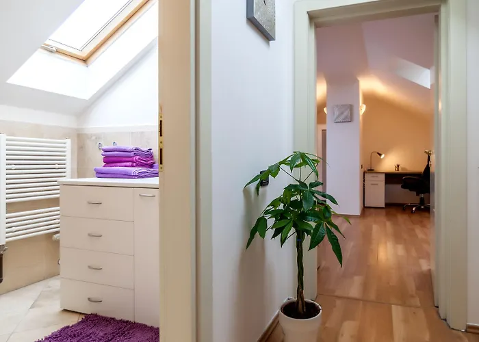 Legerova 33 Apart Otel Prag
