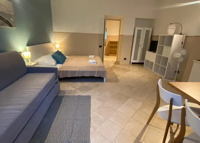 Legerova 33 Apart Otel 3*